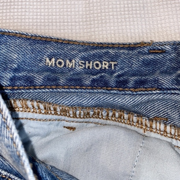 American Eagle Mom jeans Shorts size 2 light blue - Picture 6 of 12